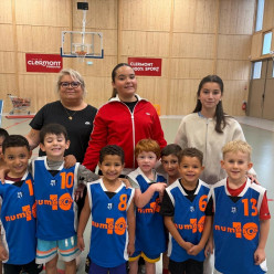 🏀 Les U7 ont lancé leur saison à Saint-Jacques !